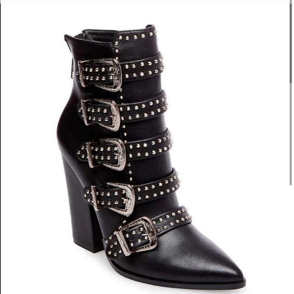 Steve Madden Shoes - Steve Madden Comet Buckle Boots